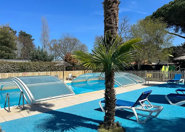 Camping Mobil Premium 35m2 3 6 Personnes Ares